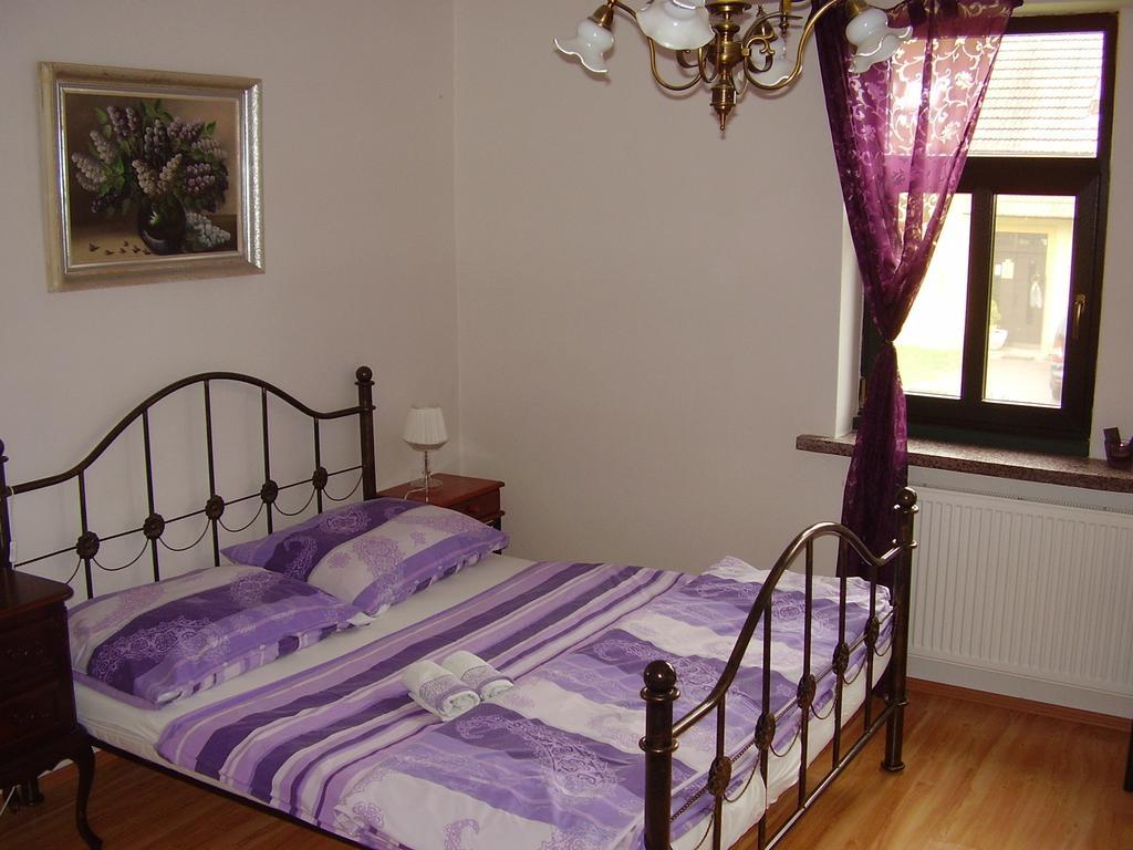 Penzion Večerka Lednice Zimmer foto